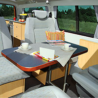 Campingbus Reimo MultiStyle: Sitzgruppe aus Einzelsitzen - Klick öffnet Großansicht Campingbus Reimo MultiStyle - Sitzgruppe aus Einzelsitzen