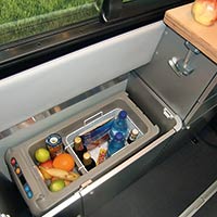 Campingbus Reimo Weekender Plus mit extragroßem Bett