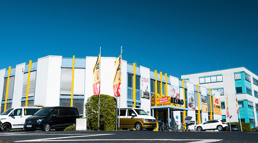 Der Reimo Camping-Megastore in Egelsbach bei Frankfurt am Main Der Reimo Camping-Megastore in Egelsbach bei Frankfurt am Main