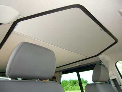Aufstelldach VW T5 / T6: Einstiegsluke verschließbar