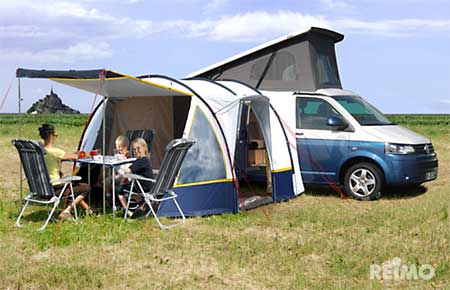 VW T5 Campingbus mit Buszelt Tour Action