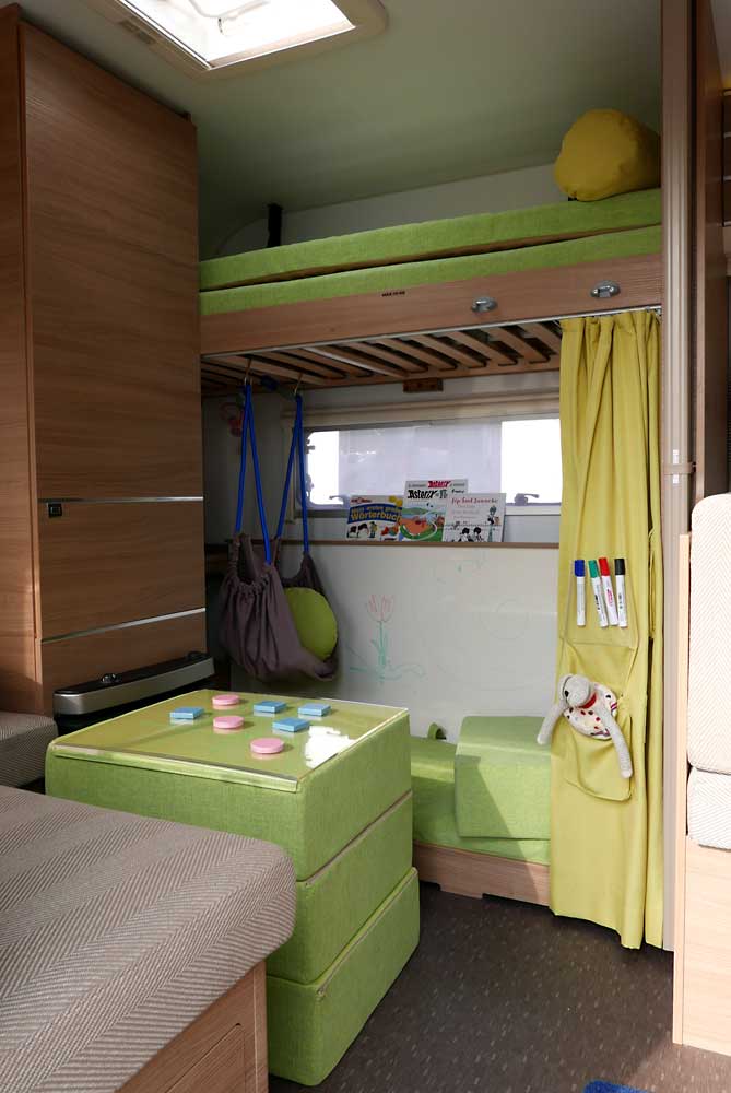 Wohnwagen Adria Adora · Luxus mit Panorama Aussicht
